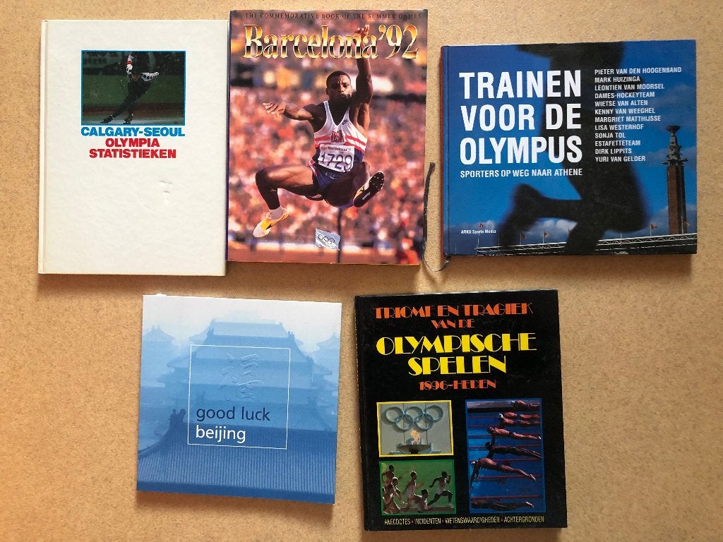 11 Unieke boeken Olympische Spelen 1964 - 2008, Ophalen of Verzenden, Zo goed als nieuw, Overige sporten