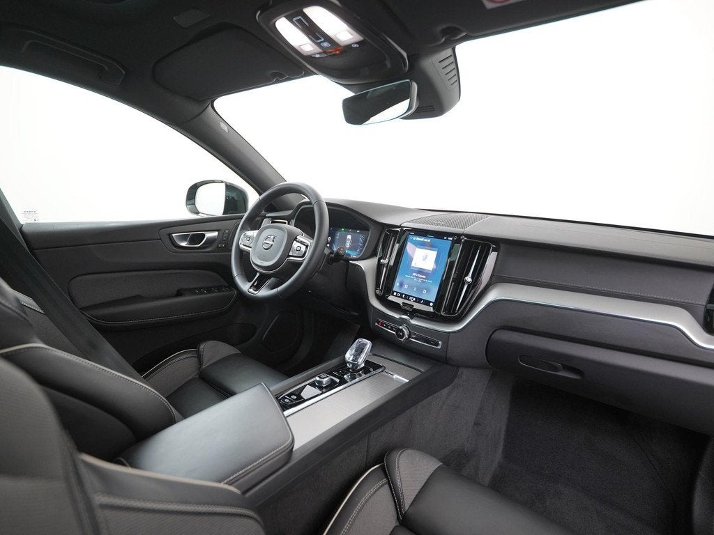 Volvo XC60 2.0 T6 Plug-in hybrid AWD Ultimate Dark | Luchtve, Auto's, Volvo, Automaat, 12 maanden, Gebruikt, 4 cilinders