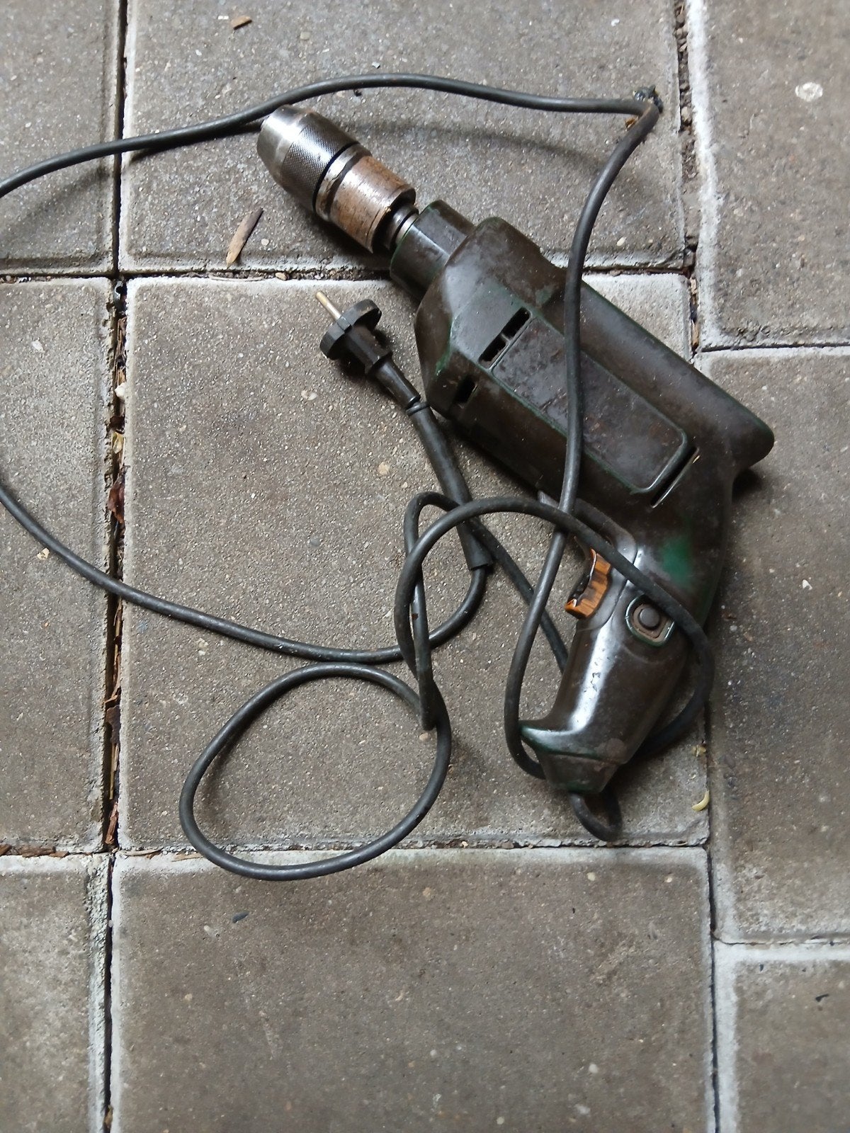 Oude boormachine - Werkt nog perfect!, Ophalen of Verzenden, Gebruikt, Minder dan 400 watt, Boormachine