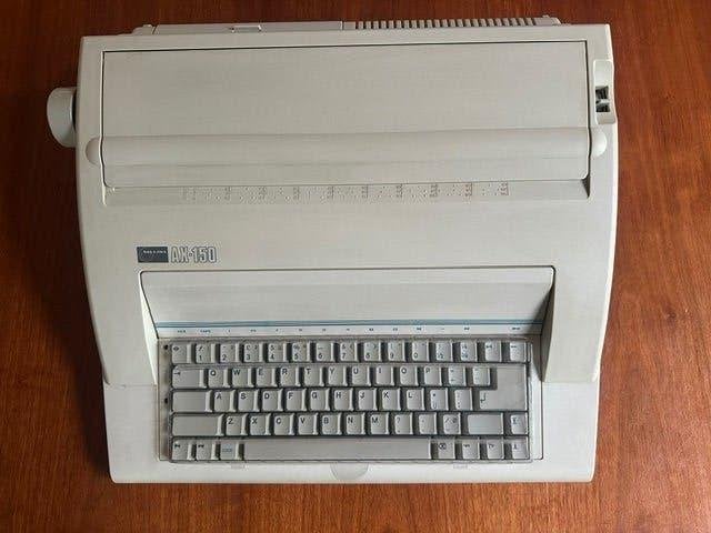 elektrische typemachine, Diversen, Typemachines, Ophalen, Zo goed als nieuw