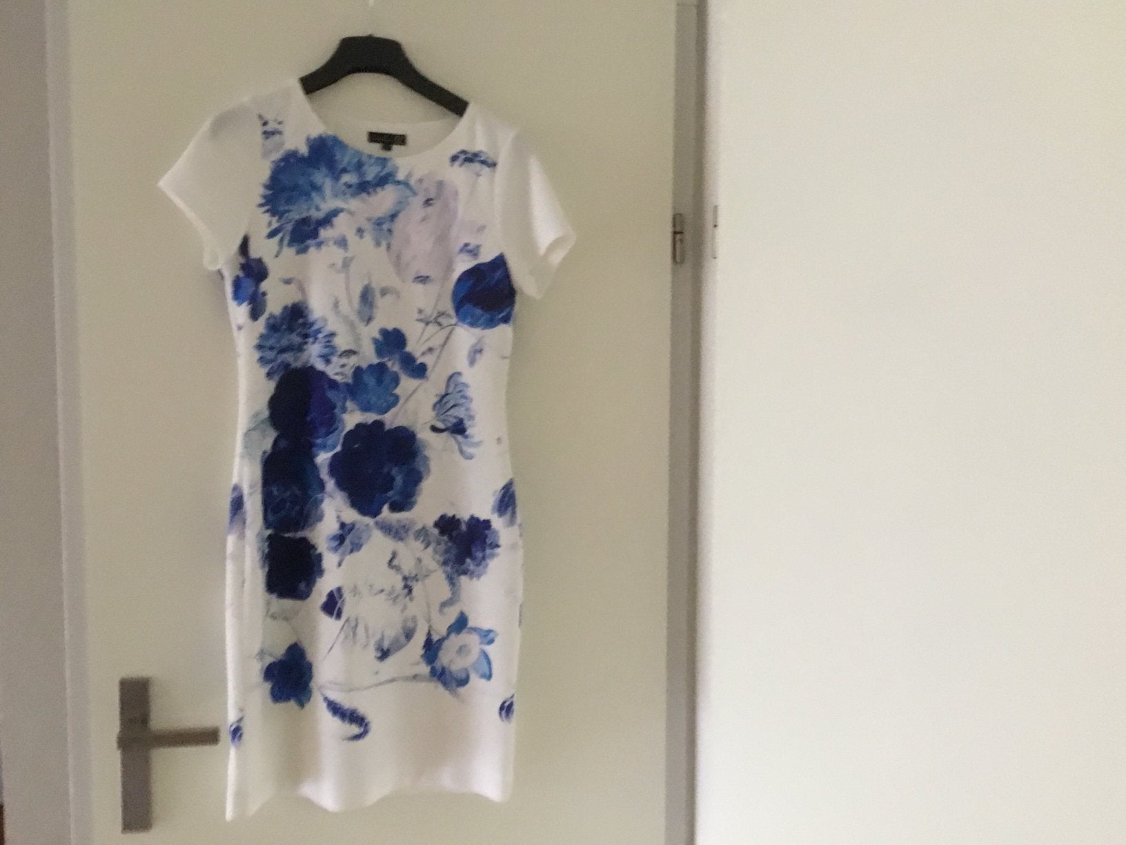 Jurk, Kleding | Dames, T-shirts, Ophalen of Verzenden, Zo goed als nieuw, Maat 38/40 (M), Korte mouw