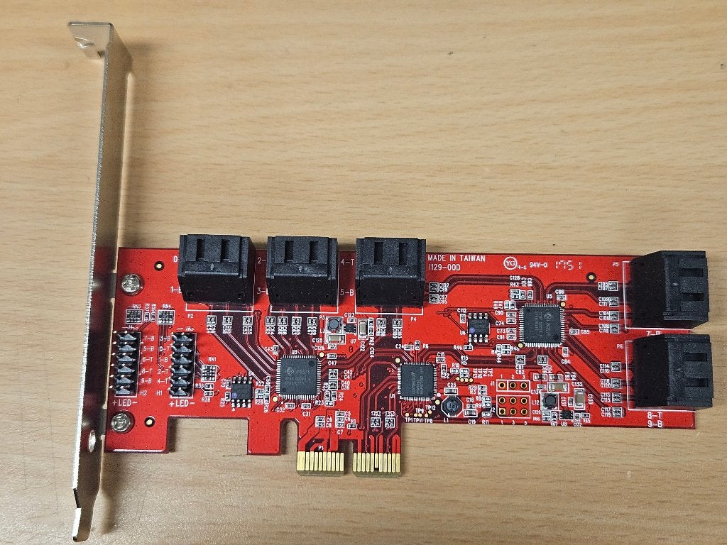 Startech SATA 10 Port PCIe SATA Uitbreidingskaart, Computers en Software, Intern, SATA, Ophalen of Verzenden, Zo goed als nieuw