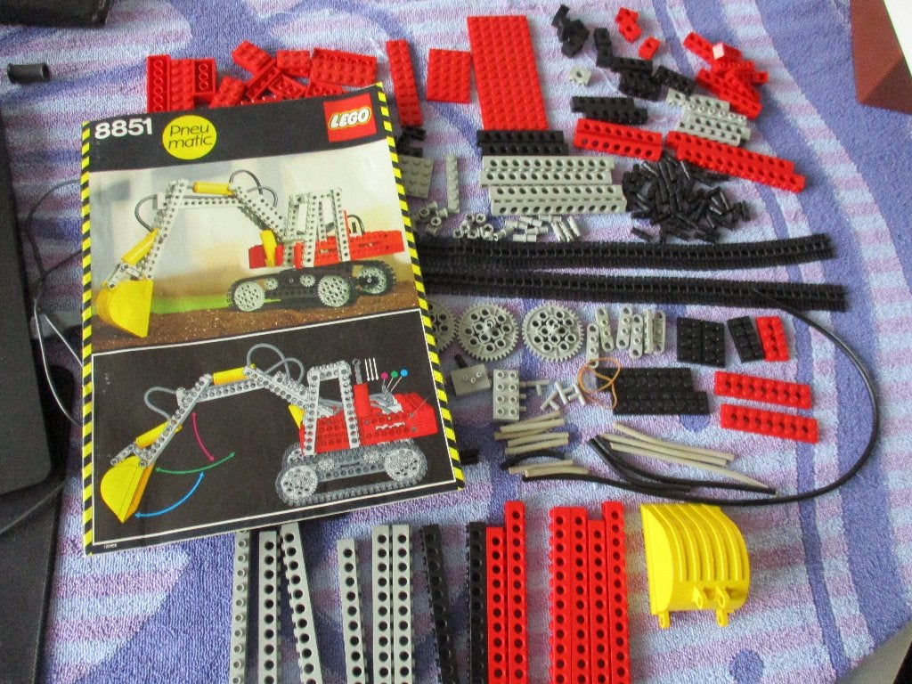 lego technic Set 8851 Graafmachine, Kinderen en Baby's, Speelgoed | Duplo en Lego, Ophalen of Verzenden, Gebruikt, Complete set