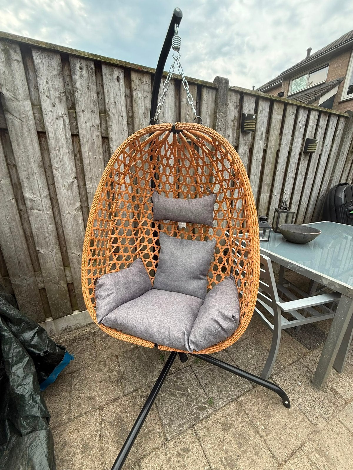 Hang stoel, Ophalen, Zo goed als nieuw