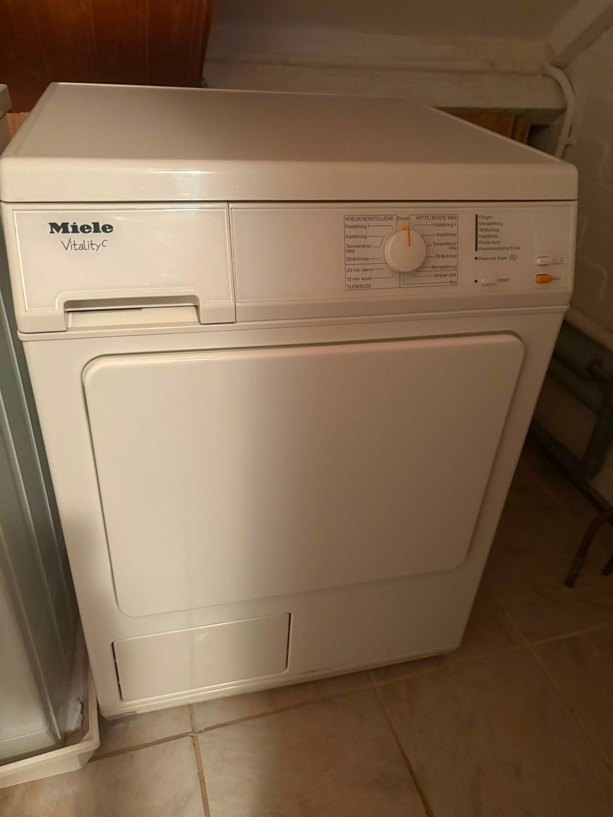 Miele Vitality C Condensdroger - Goed werkend, Ophalen, 6 tot 8 kg, Gebruikt, Voorlader