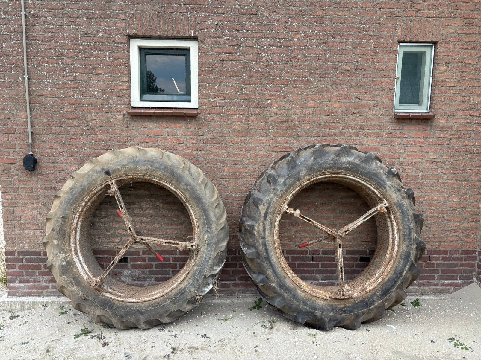 Set van 2 Molcon dubbelluchtwielen voor trekker, Ophalen