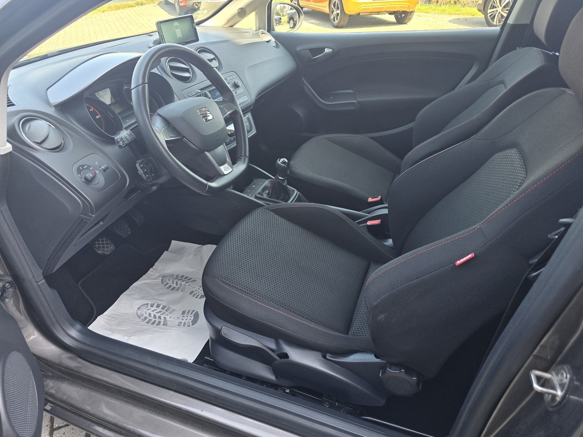SEAT Ibiza SC 1.2 TSI FR Dynamic Bi-Xenon 17 lichtmetaal cru, Auto's, Voorwielaandrijving, Euro 5, 995 kg, Ibiza