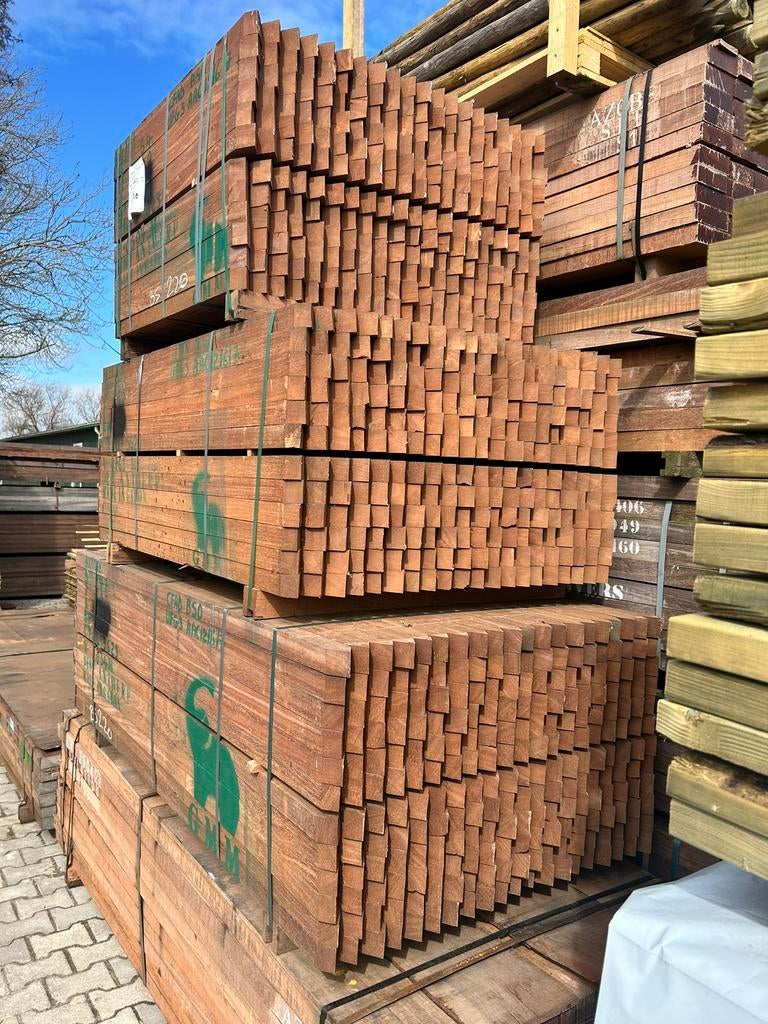 Hardhouten paal 50x50 mm gepunt Azobe, Tuin en Terras, Palen, Balken en Planken, Palen, Nieuw, Ophalen of Verzenden, Hardhout
