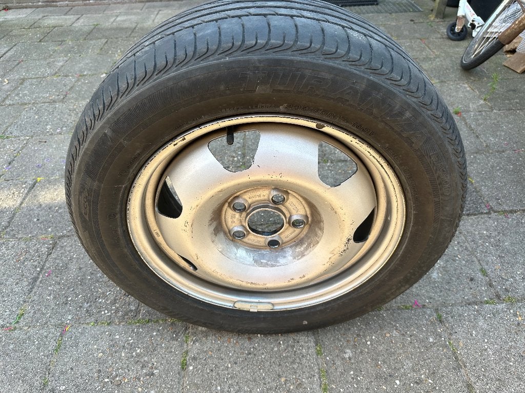 RESERVEWIEL VOOR VW TRANSPORTER/MULTIVAN/VW CALIFORNIA T6, Banden en Velgen, 17 inch, Ophalen of Verzenden, 235 mm