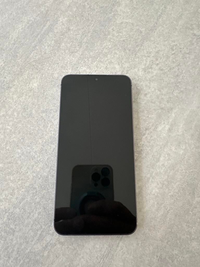 Actiieee Samsung S24+ Gebruikt met lichte schade, Telecommunicatie, Mobiele telefoons | Samsung, Galaxy S24, Zwart, Touchscreen
