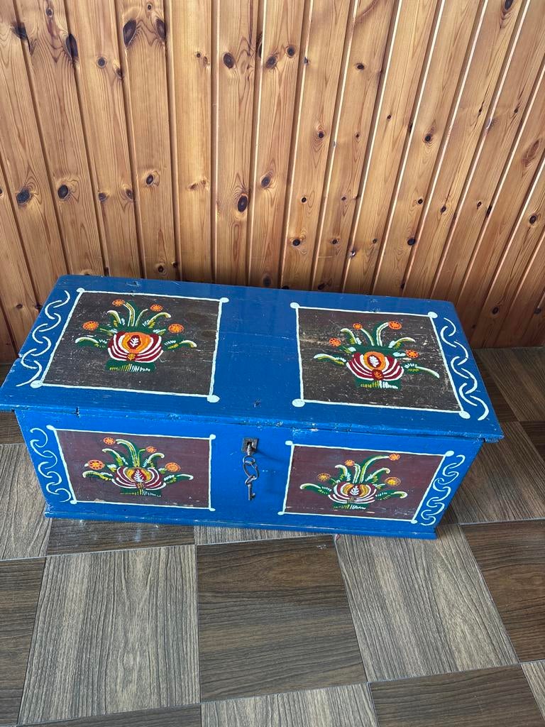 Antieke beschilderde kledingkist / dekenkist, Antiek en Kunst, Ophalen