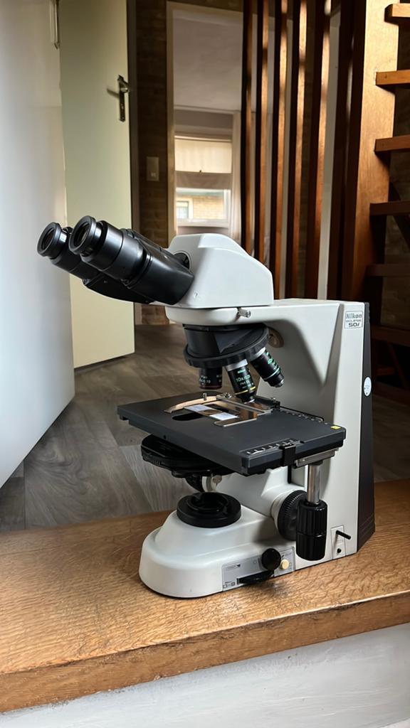 Nikon fase contrast microscoop, Hobby en Vrije tijd, Vergrootglazen, Loepen en Loeplampen, Ophalen, Zo goed als nieuw, Vergrootglas of Loep
