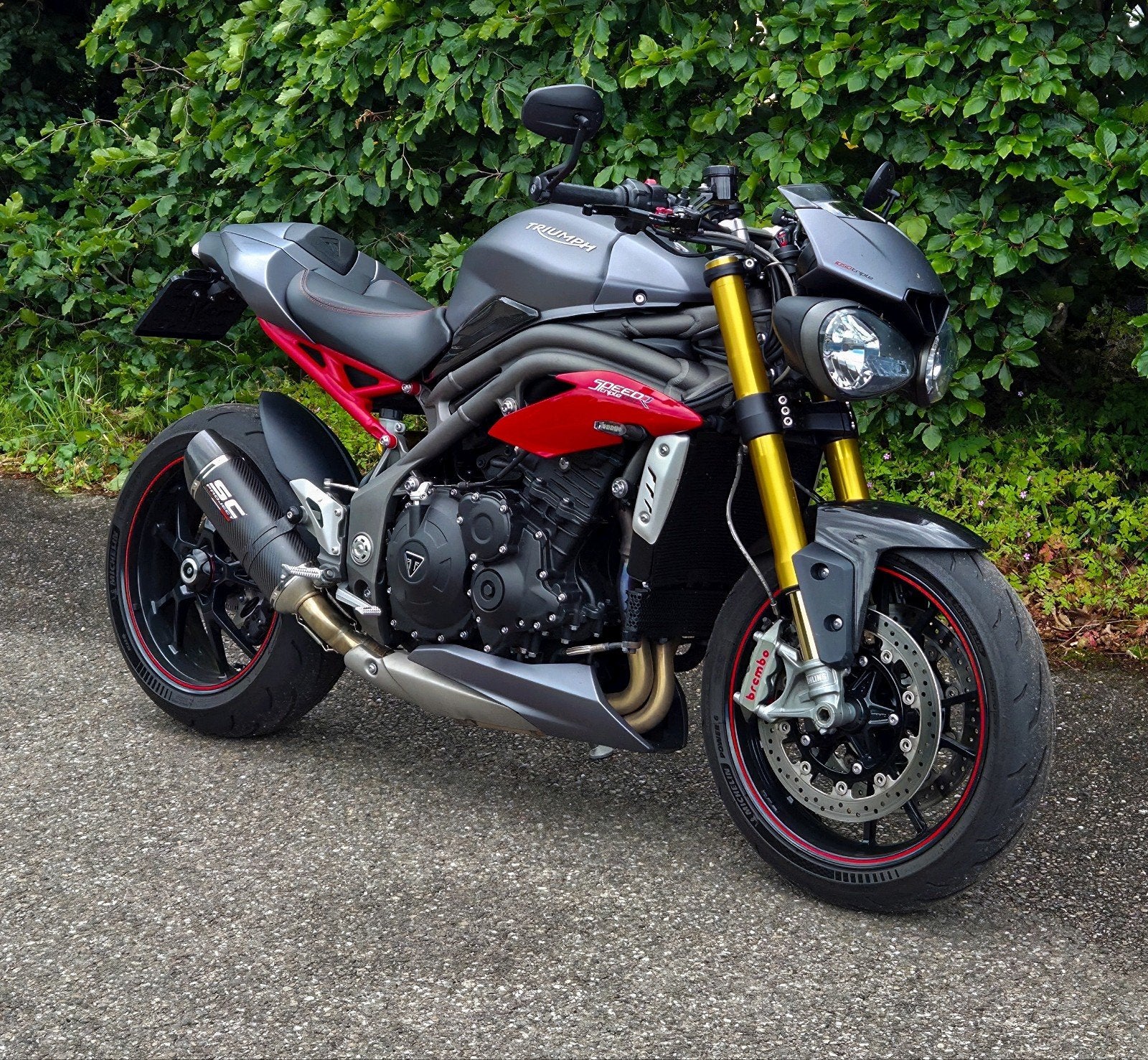 Triumph Speed Triple 1050R Vol Opties., Motorrijbewijs A, Gebruikt, 3 cilinders, Particulier