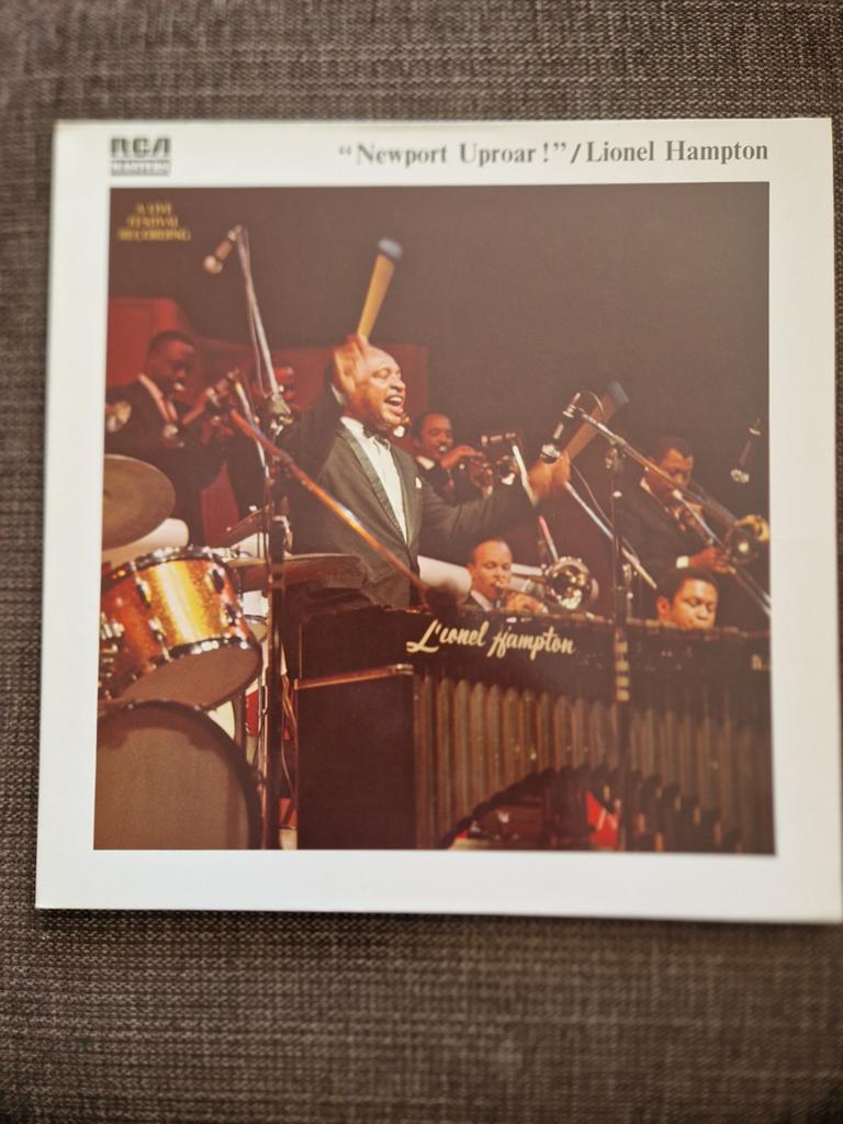 Lionel Hampton - Newport Uproar! (LP, Jazz), Cd's en Dvd's, Vinyl | Jazz en Blues, 1960 tot 1980, Gebruikt, Ophalen of Verzenden