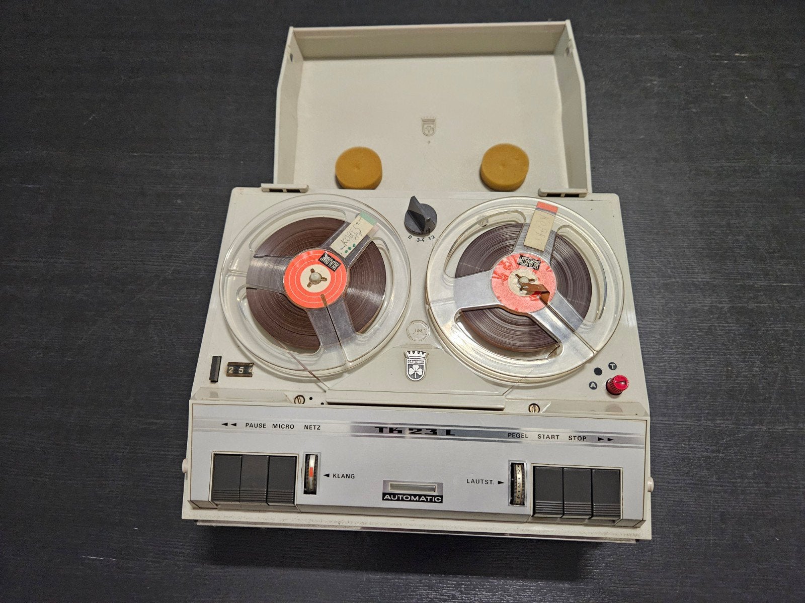 Vintage Grundig TK 23 L Bandrecorder, Ophalen of Verzenden, Bandrecorder, Met stofkap