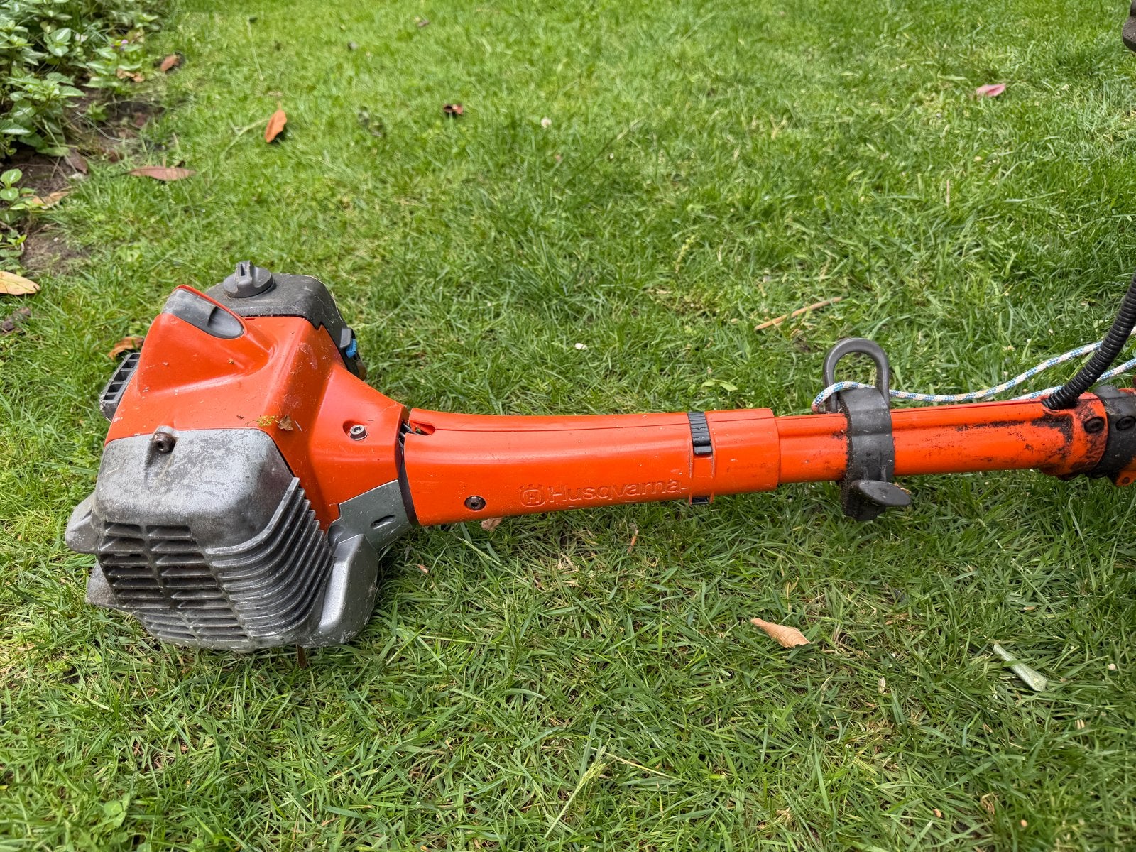 Husqvarna Benzine Bosmaaier - Krachtig en Betrouwbaar, Ophalen, Gebruikt, 30 tot 50 cm, Benzine