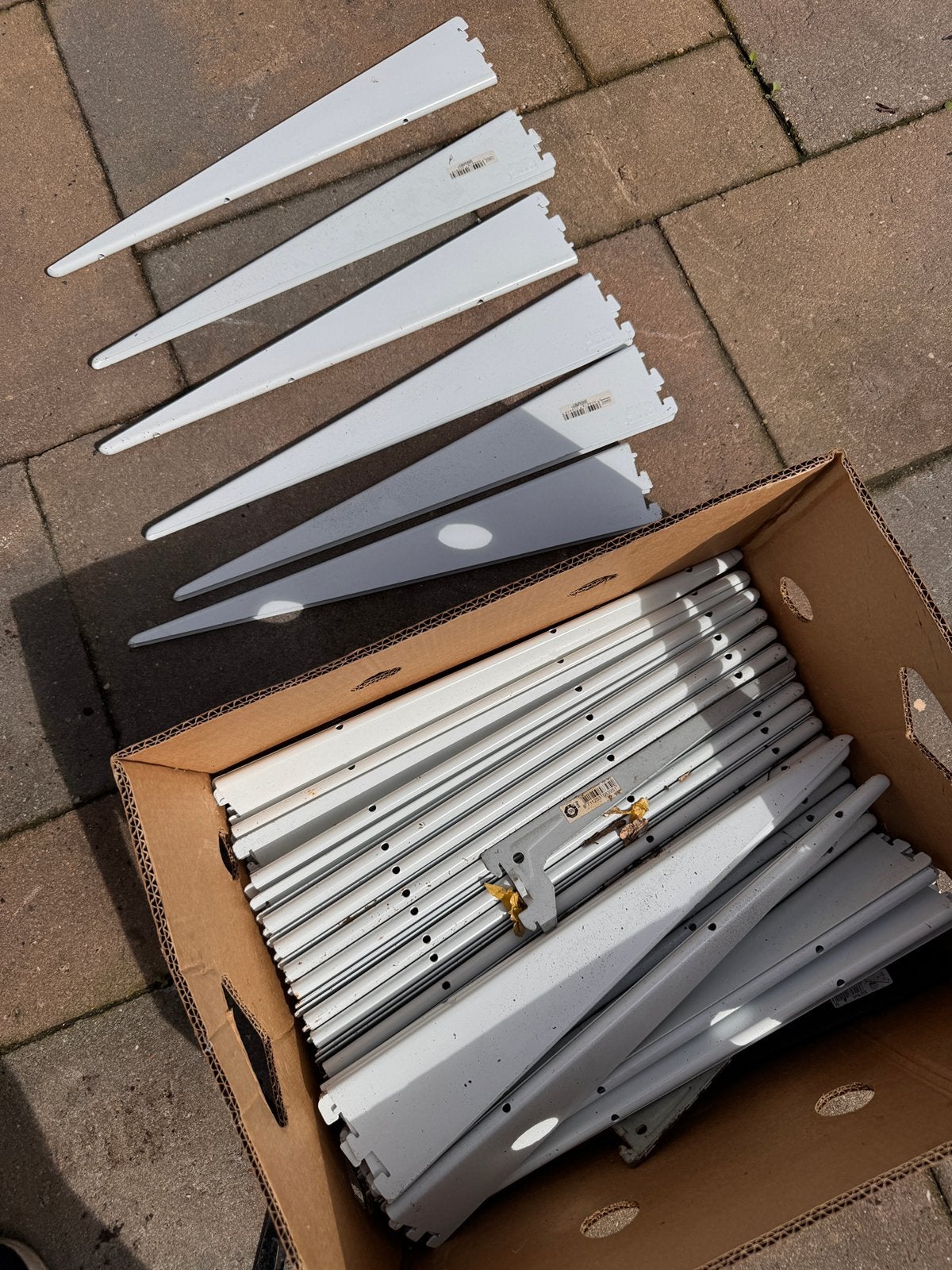 50x stevige dubbele plankdragers 48 cm (F-railsysteem) wit, Ophalen, Gebruikt, IJzer