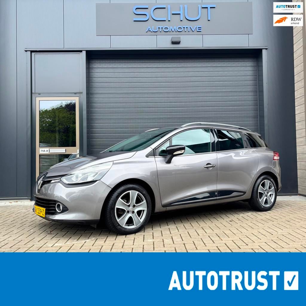 Renault Clio Estate 0.9 TCe Night&Day KETTING VERVANGEN | NA, Auto's, Renault, Voorwielaandrijving, Stof, Zwart, Origineel Nederlands