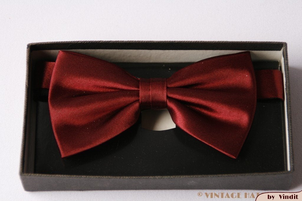 Vlinderdas bow tie vlinder strikjes div. kleuren vintage NEW, Ophalen of Verzenden, Nieuw, Overige kleuren, Effen