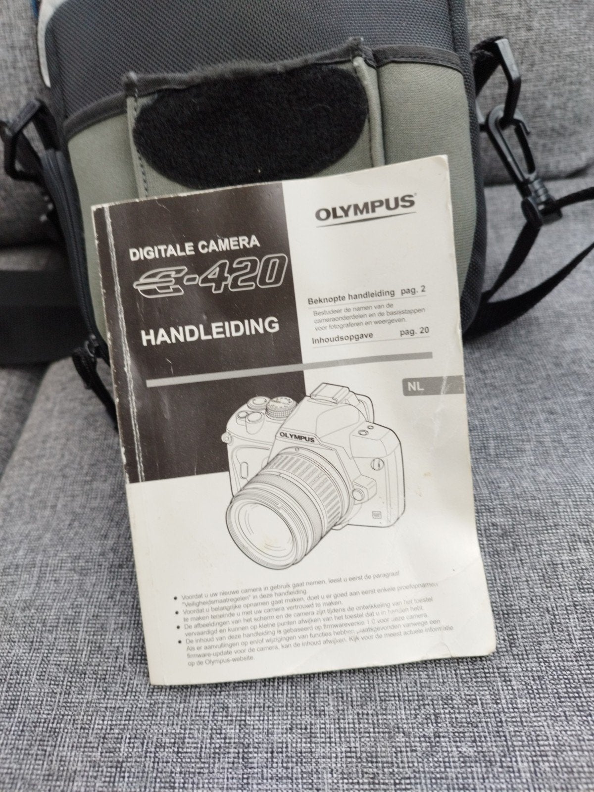 Olympus E-420 Spiegelreflexcamera + extra lens en accessoire, Accu, Spiegelreflex, Ophalen of Verzenden, Zo goed als nieuw