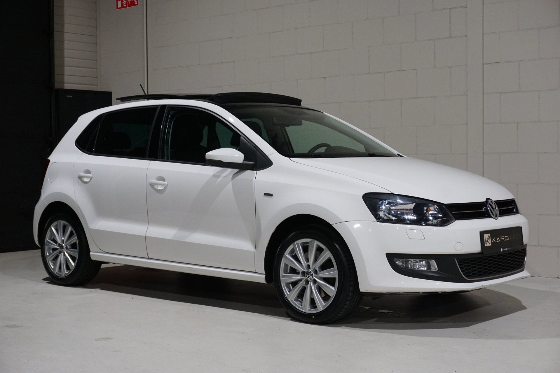 Volkswagen Polo 1.2 TSI 105PK Life Pano Carplay Cruise Clima, Voorwielaandrijving, Euro 5, Stof, Gebruikt