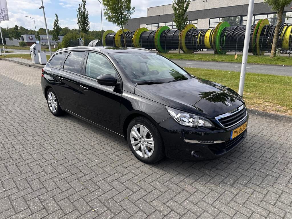 Peugeot 308 1.2 E-thp 81KW/110PK SW 2017 Zwart, Voorwielaandrijving, Stof, Zwart, 1199 cc