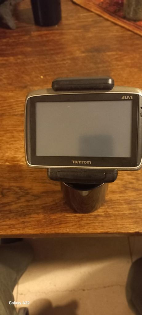 TomTom navigatiesysteem met Fiat oplader, Auto diversen, Autonavigatie, Ophalen of Verzenden