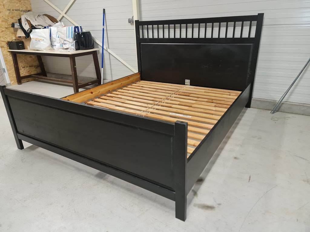 Tweepersoonsbed 180x220 zwart grenen incl. lattenbodem, Ophalen, Zwart, Tweepersoons, Zo goed als nieuw