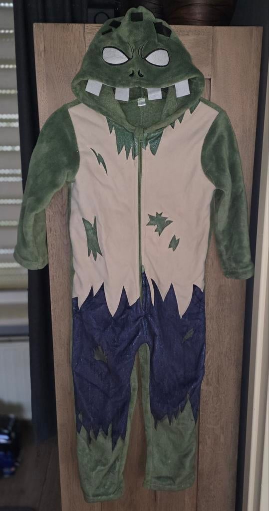 Monsterpak carnaval maat 110-116, Ophalen, Zo goed als nieuw, 110 t/m 116, Jongen of Meisje