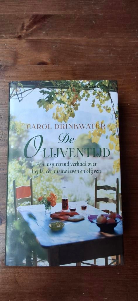 De olijven tijd - Carol Drinkwater, Ophalen of Verzenden, Gelezen