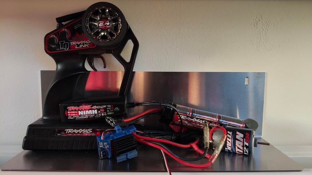 Traxxas handzender en ontvanger enz, Ophalen of Verzenden, Zo goed als nieuw, Overige schalen, Onderdeel