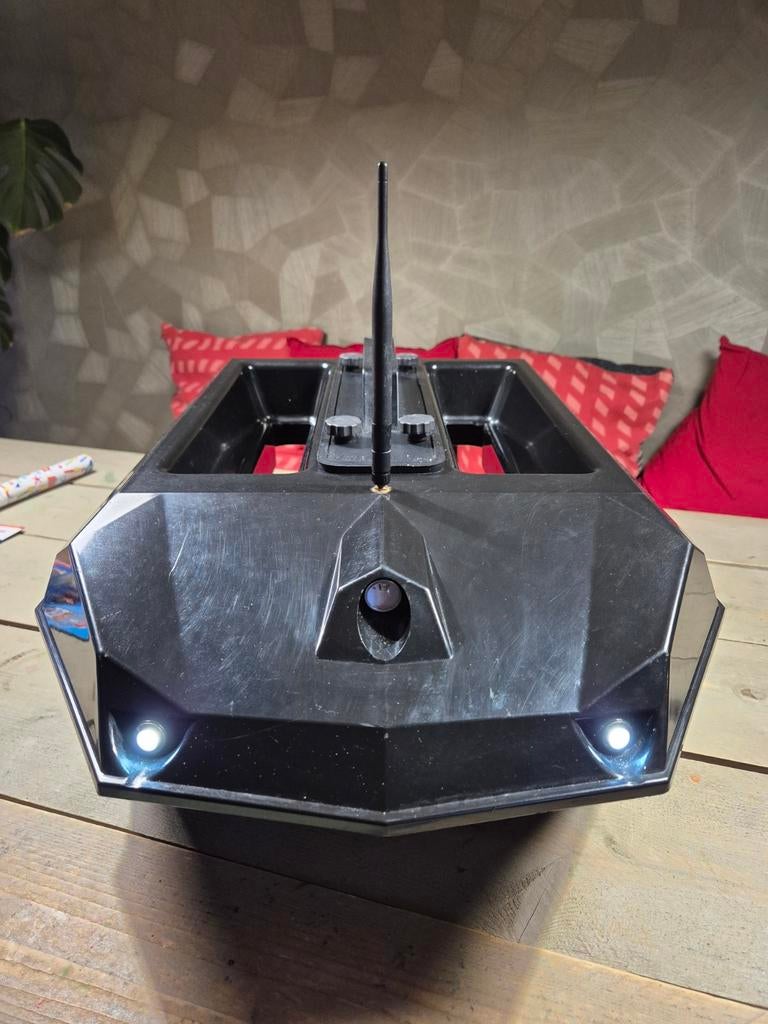 Maverick voerboot, Ophalen of Verzenden, Gebruikt, Overige schalen, Onderdeel