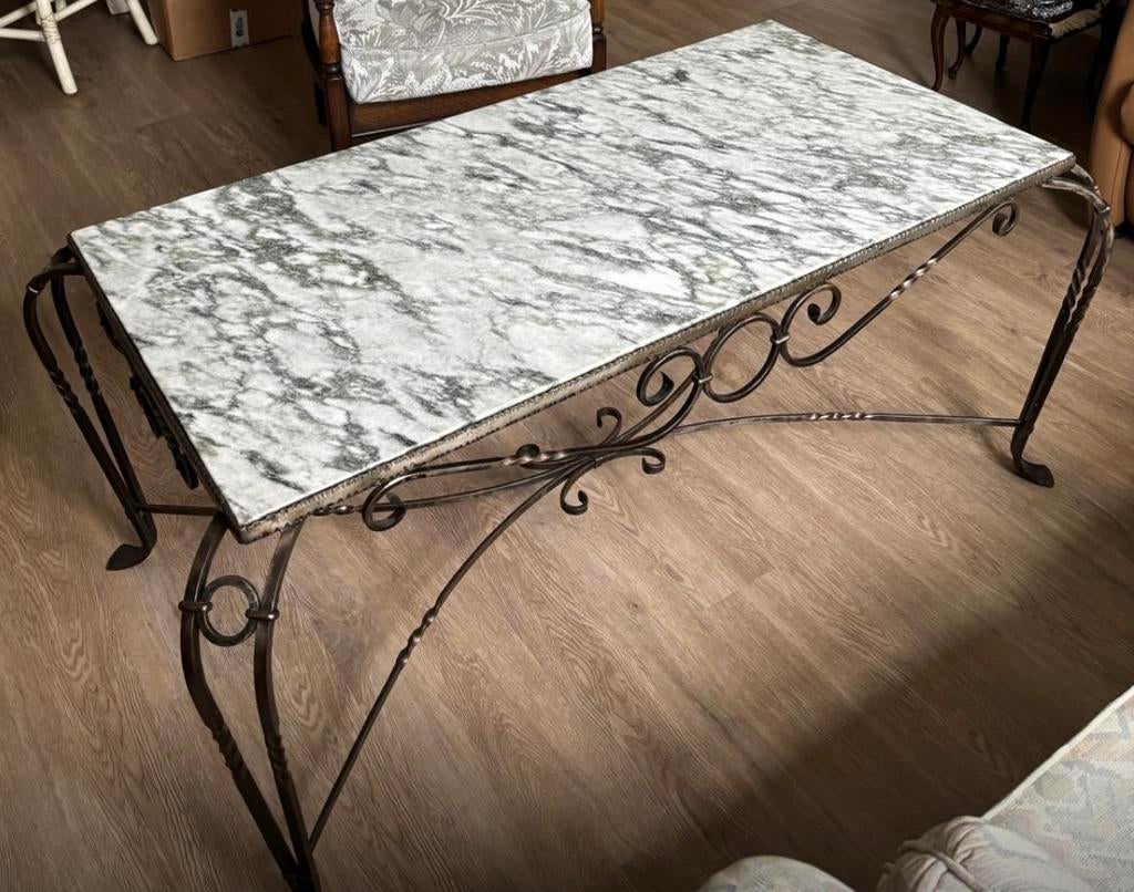Smeedijzeren salontafel met marneren blad., Ophalen