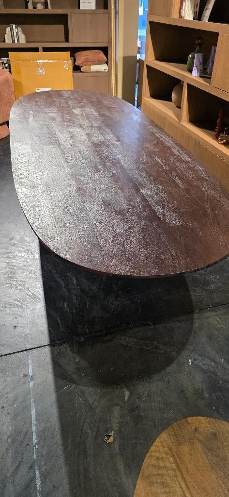Ovale Eettafel Mangohout Bruin – 300cm Showmodel, 100 tot 150 cm, Bornsestraat 31, Jarameubeloutlet@hotmail.com, 200 cm of meer
