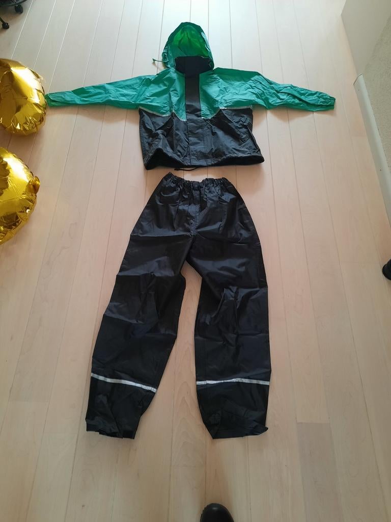 Regenpak maat 152, Caravans en Kamperen, Regenkleding, Ophalen
