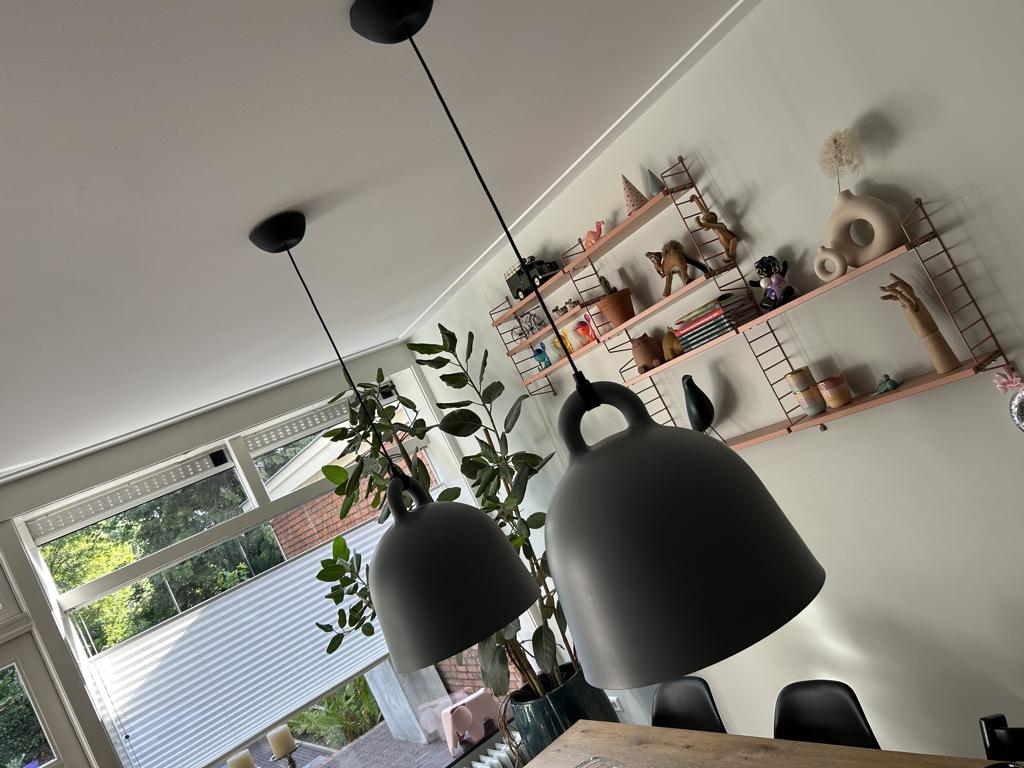 2 X Normann Copenhagen bell medium (Grijs), Ophalen, Zo goed als nieuw, Metaal, Minder dan 50 cm
