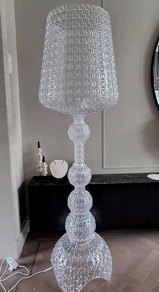 Prachtige hagelnieuwe heldere plexiglas vloerlamp design, Huis en Inrichting, Lampen | Vloerlampen, Ophalen