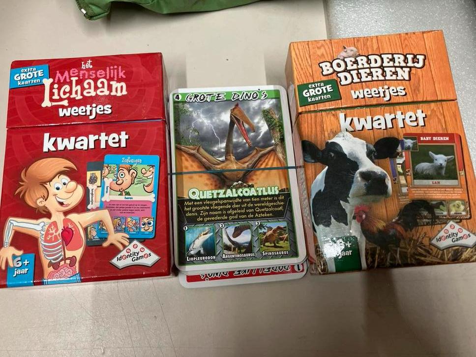 3 verschillende kwartetten, Ophalen of Verzenden, Speelkaart(en)