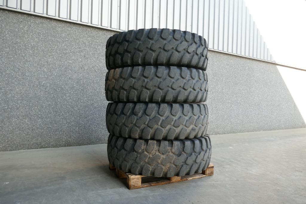 Goodyear 440/80R28 (4 stuks), Zakelijke goederen, Ophalen
