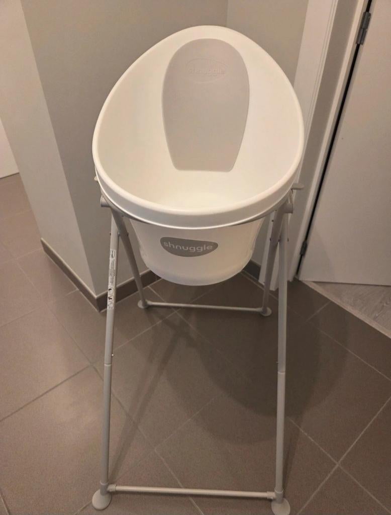 Schnuggle babybad met standaard, Kinderen en Baby's, Badjes en Verzorging, Zo goed als nieuw, Badje, Standaard, Ophalen