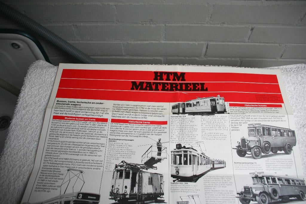 Folder - poster HTM materieel (circa 1978), Boeken, Ophalen of Verzenden, Zo goed als nieuw, Tram