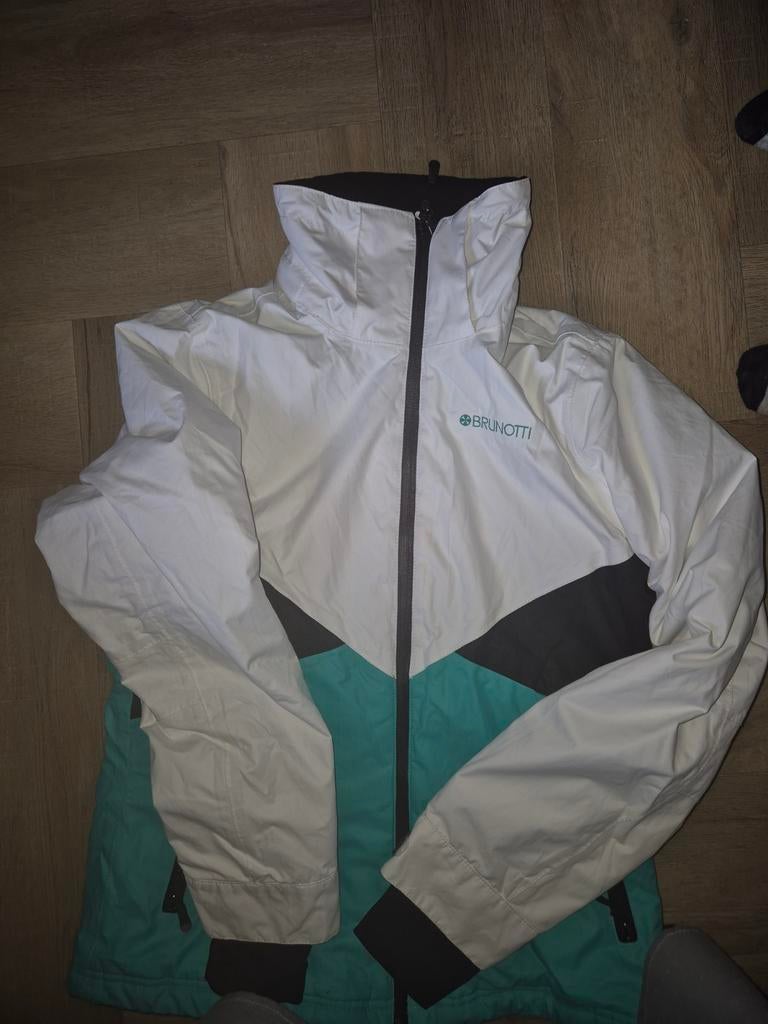 Ski jas - amper gedragen, Maat 38/40 (M), Ophalen of Verzenden, Zo goed als nieuw, Brunotti