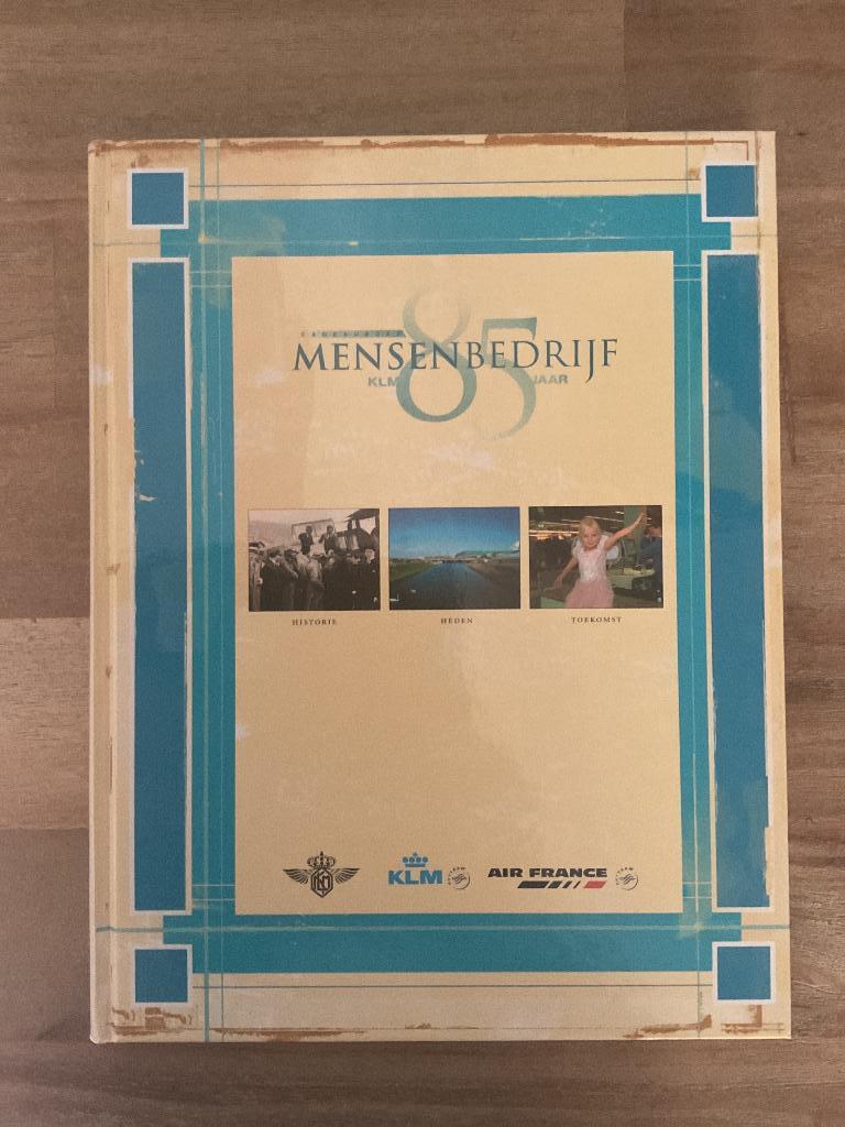 Mensenbedrijf KLM 85 jaar, Ophalen of Verzenden, Zo goed als nieuw, Boek of Tijdschrift