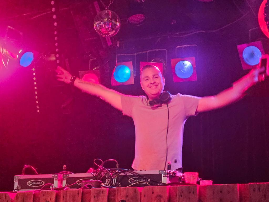 Allround DJ, Dj