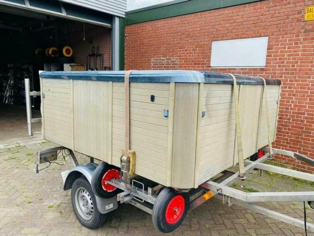 Foto 12 van ‼️INKOOP ALLE JACUZZI'S EN ZWEMSPA'S ‼️