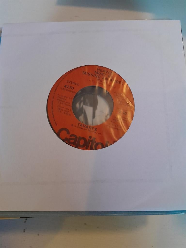 Tavares 7 inch heaven must be missing an angel, Ophalen of Verzenden, Zo goed als nieuw, Pop