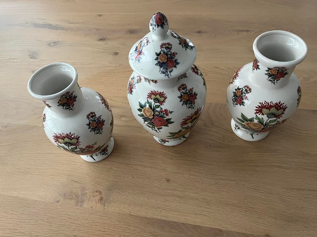 Vazen/3 delig kaststel porselein, Huis en Inrichting, Woonaccessoires | Vazen, Overige kleuren, Aardewerk of Porselein, Ophalen of Verzenden