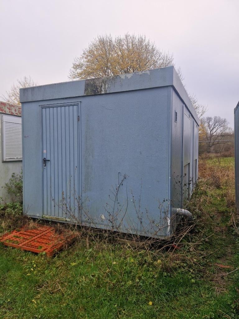 bouwkeet met toilet en gootsteenmeubel, Doe-het-zelf en Verbouw, Bouwketen en Schaftketen, Ophalen, Gebruikt