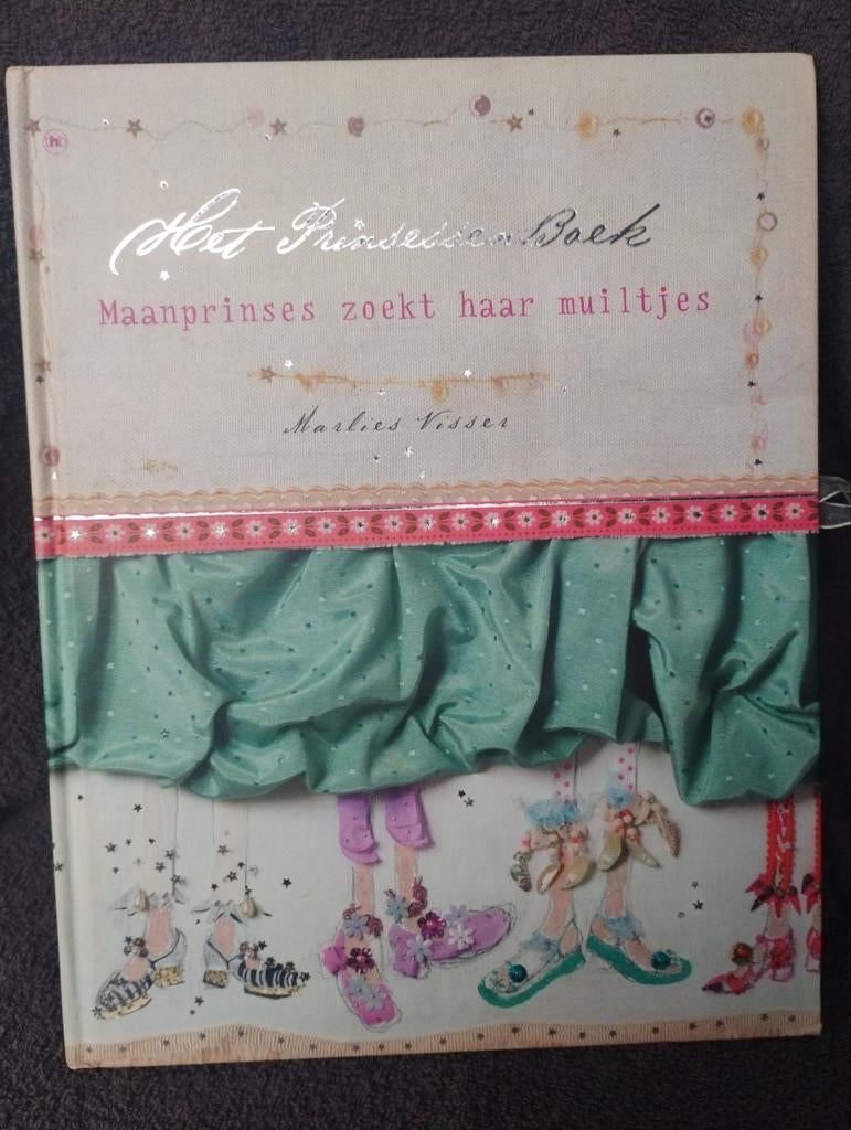Het Prinsessenboek: Maanprinses zoekt haar muiltjes, Boeken, 3 tot 4 jaar, Ophalen of Verzenden, Zo goed als nieuw, Marlies Visser