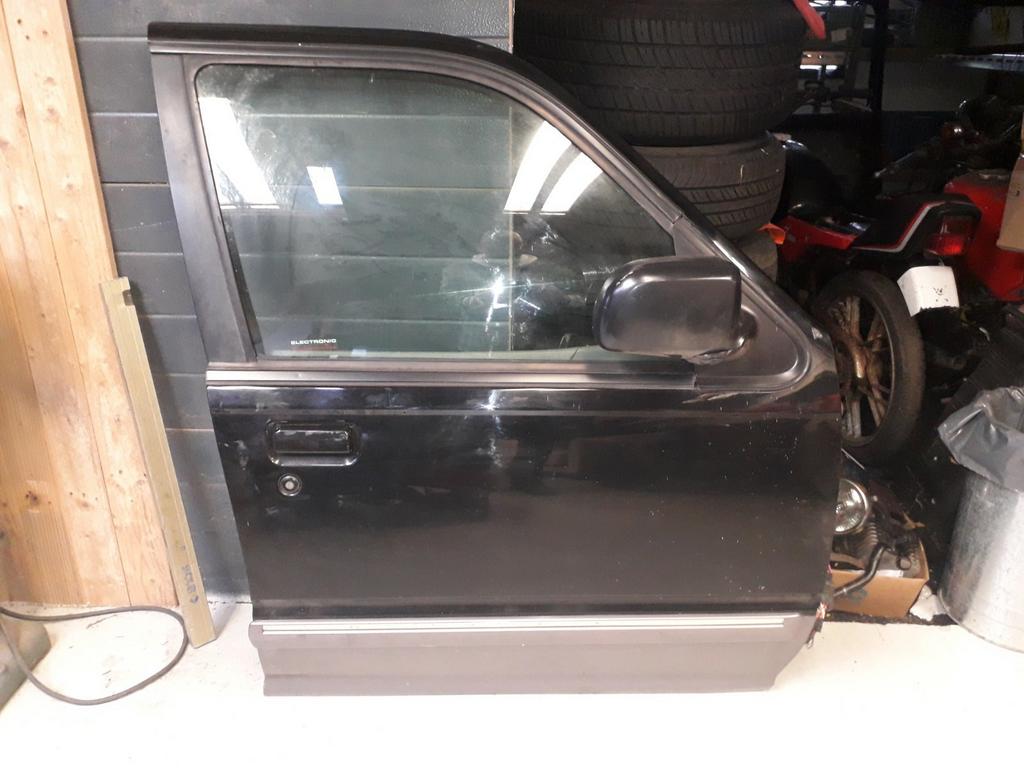 Chevrolet Caprice en fordexplores parts deuren en meer parts, Ophalen